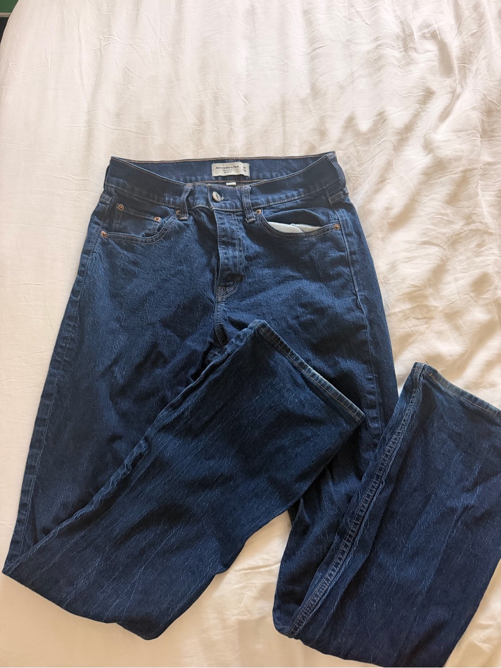 Abercrombie Women's Curve Love Mid Rise Bootcut Jean - Picture 3 of 4